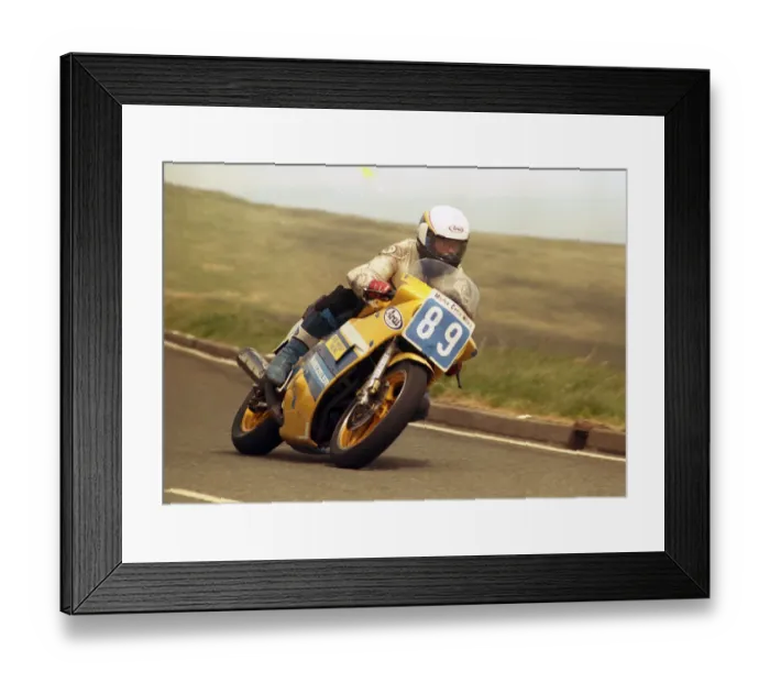 Framed Print : Paul Catterall (Suzuki) 1988 Production B TT Framed Print : Paul Catterall (Suzuki) 1988 Production B TT