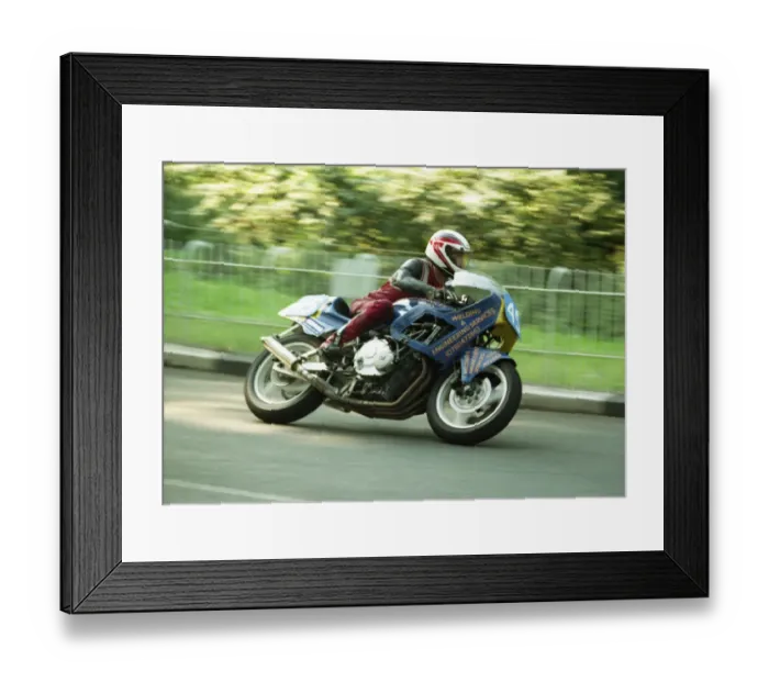 Framed Print : Alan Russell (Honda) 1991 Newcomers Manx Grand Prix
