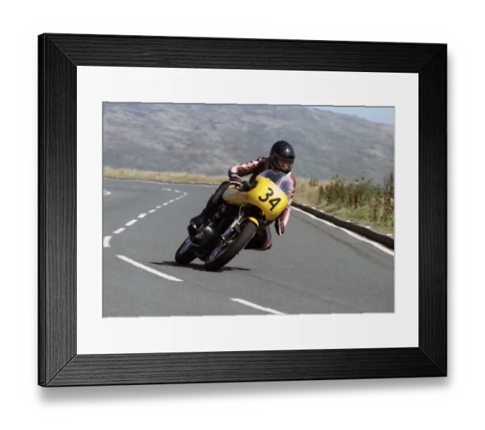 Framed Print : Stan Thomas (Norton) 1994 Senior Manx Grand Prix Framed Print : Stan Thomas (Norton) 1994 Senior Manx Grand Prix