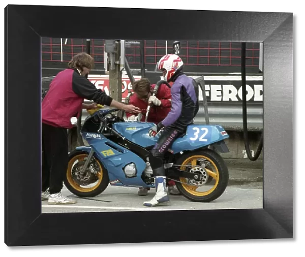 Andy Tuck (Yamaha) 1994 Newcomers Manx Grand Prix