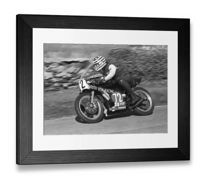Framed Print : Mick Ward (Yamaha) Lightweight Newcomers Manx Grand Prix Framed Print : Mick Ward (Yamaha) Lightweight Newcomers Manx Grand Prix