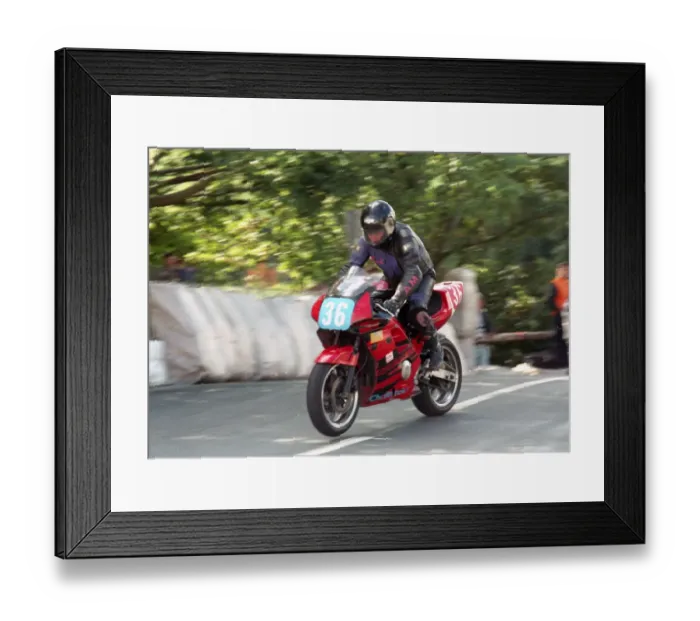 Framed Print : Mark Rollston (Honda) 1996 Newcomers Manx Grand Prix