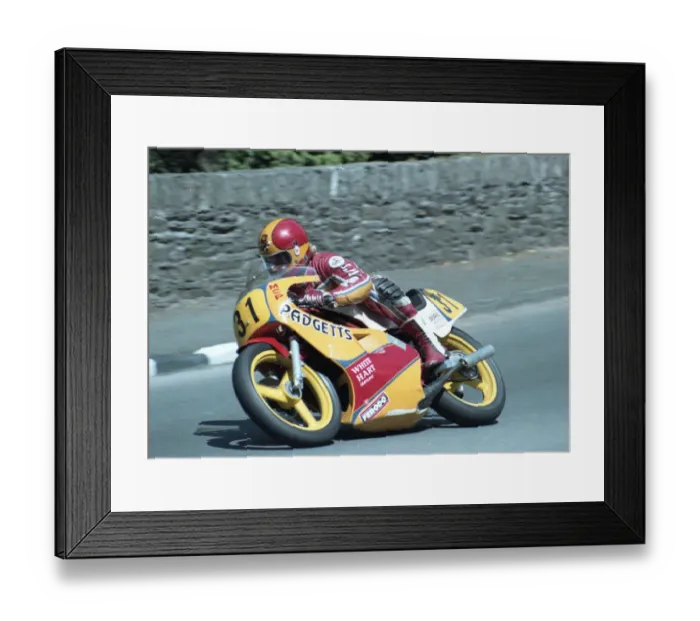 Framed Print : Gary Padgett (Padgett Yamaha) 1985 Senior TT Framed Print : Gary Padgett (Padgett Yamaha) 1985 Senior TT