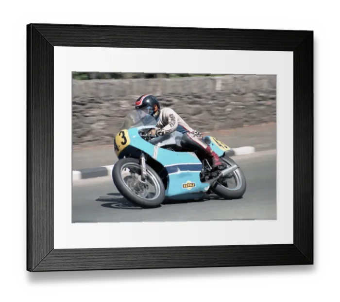 Framed Print : Andy Cooper (Spondon Yamaha) 1985 Senior TT Framed Print : Andy Cooper (Spondon Yamaha) 1985 Senior TT