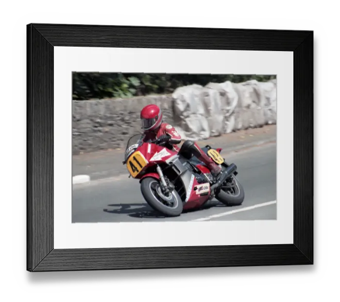 Framed Print : Bill Simpson (Kawasaki) 1985 Senior TT Framed Print : Bill Simpson (Kawasaki) 1985 Senior TT