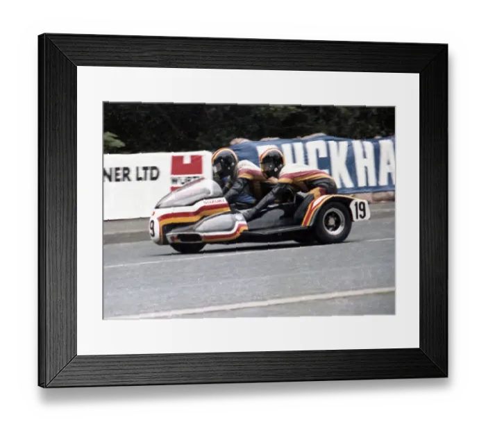 Framed Print : Mike Joyce & Alan Collins (Suzuki) 1979 Sidecar TT Framed Print : Mike Joyce & Alan Collins (Suzuki) 1979 Sidecar TT