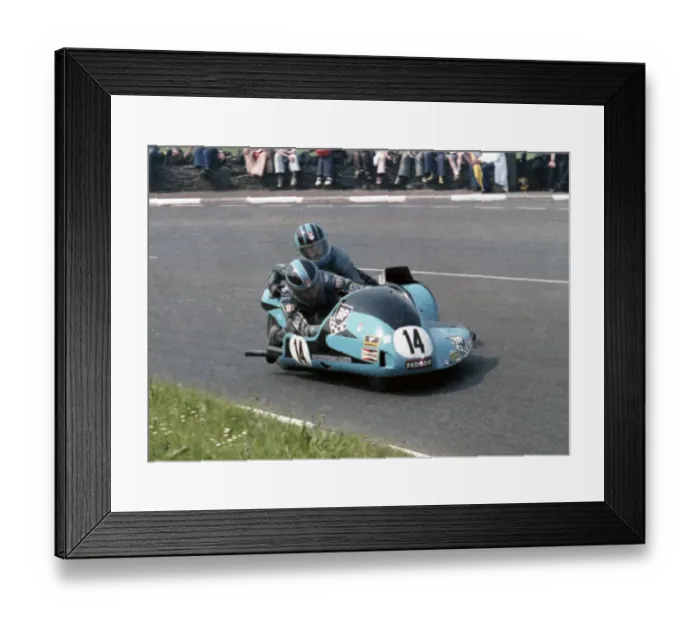 Framed Print : Trevor Ireson & Michael Allsworth (Yamaha) 1978 Sidecar TT Framed Print : Trevor Ireson & Michael Allsworth (Yamaha) 1978 Sidecar TT