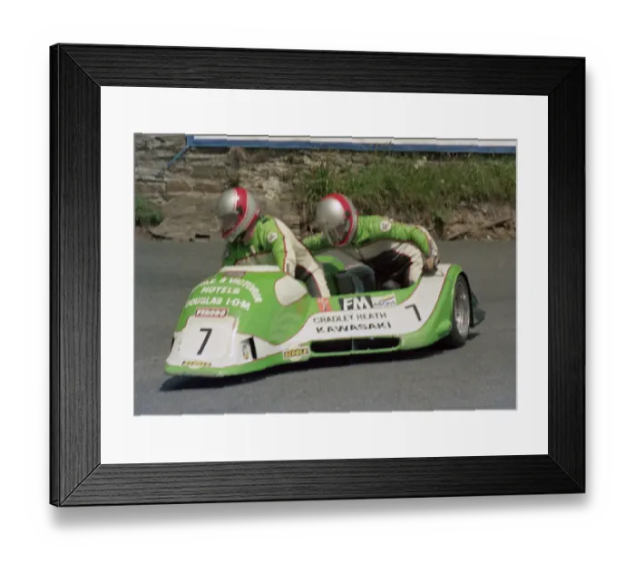 Framed Print : Warwick Newman & Eddie Yarker (Ireson) 1986 Sidecar TT Framed Print : Warwick Newman & Eddie Yarker (Ireson) 1986 Sidecar TT