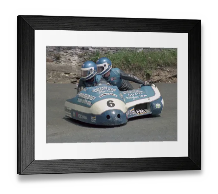 Framed Print : Lowry Burton & Pat Cushnahan (Yamaha) 1986 Sidecar TT Framed Print : Lowry Burton & Pat Cushnahan (Yamaha) 1986 Sidecar TT