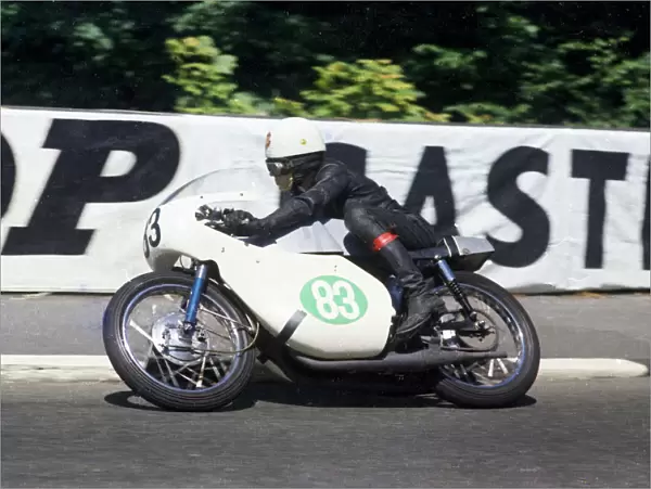 Barrie Dickinson (Suzuki) 1968 Lightweight TT