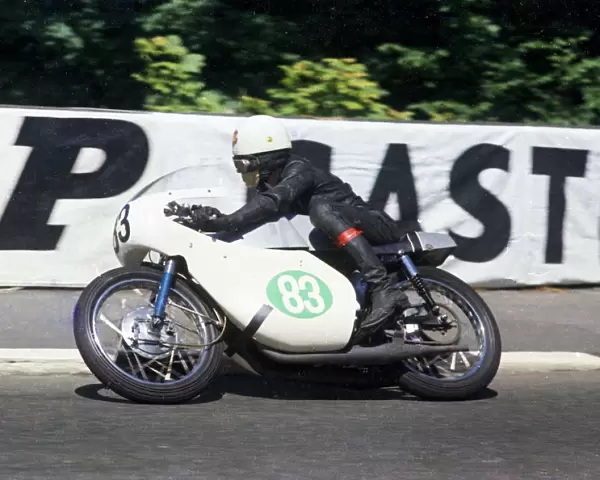 Barrie Dickinson (Suzuki) 1968 Lightweight TT