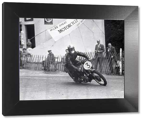 Peter Tomlinson (Triumph) 1958 Senior Snaefell Manx Grand Prix