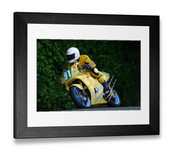 Framed Print : Neil Pearson (Honda) Lightweight 400 TT Framed Print : Neil Pearson (Honda) Lightweight 400 TT