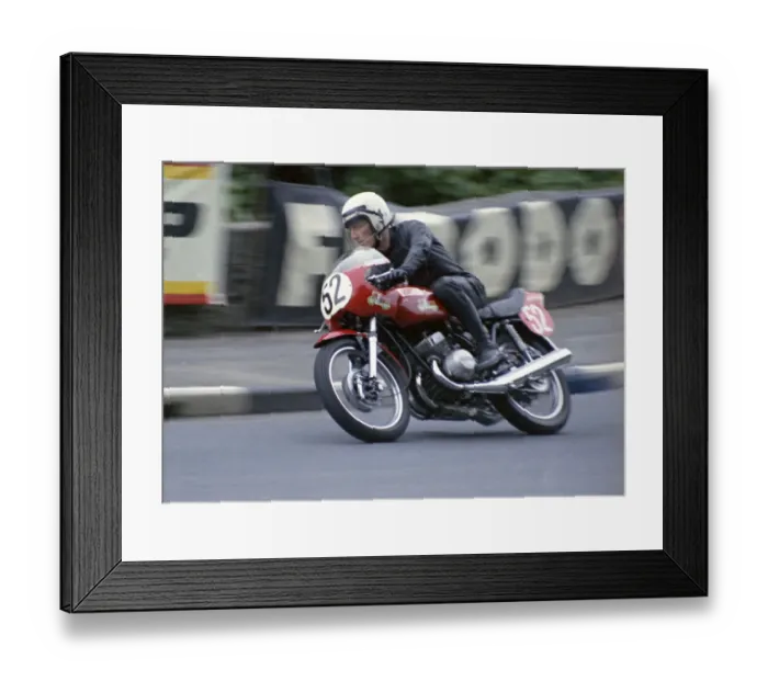 Framed Print : Mick Scutt (Kawasaki) 1973 Production TT Framed Print : Mick Scutt (Kawasaki) 1973 Production TT