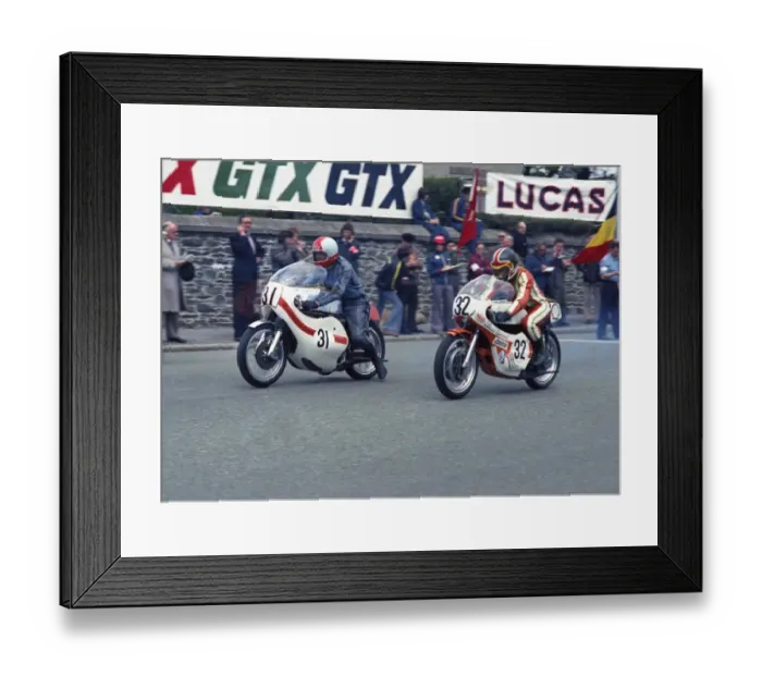 Framed Print : John Taylor (Suzuki) & Tom Herron (Yamaha) 1974 Formula 750 TT Framed Print : John Taylor (Suzuki) & Tom Herron (Yamaha) 1974 Formula 750 TT