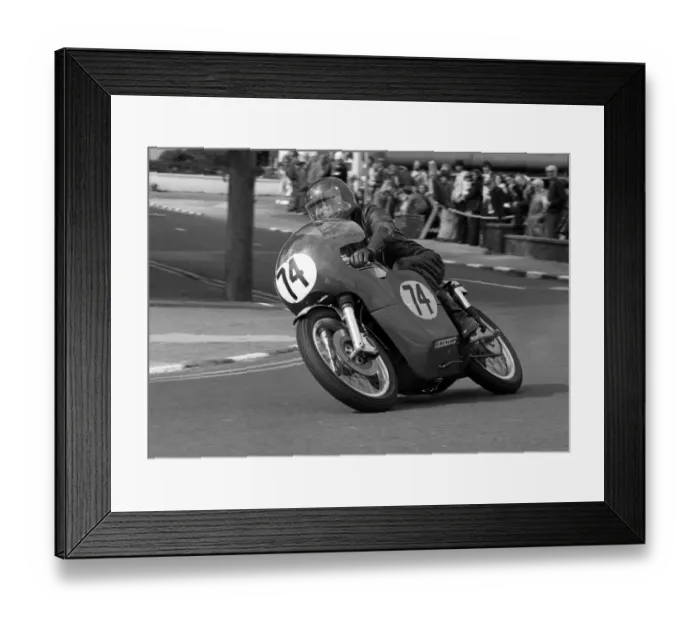 Framed Print : Graham Roberts (Seeley) 1977 Senior Manx Grand Prix Framed Print : Graham Roberts (Seeley) 1977 Senior Manx Grand Prix