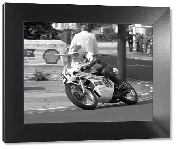 Roger Wilson (Clucas Yamaha) 1977 Senior Manx Grand Prix
