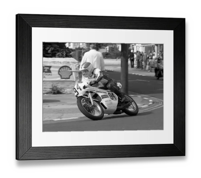 Framed Print : Roger Wilson (Clucas Yamaha) 1977 Senior Manx Grand Prix Framed Print : Roger Wilson (Clucas Yamaha) 1977 Senior Manx Grand Prix