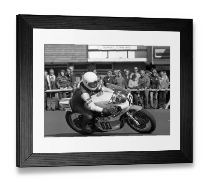 Framed Print : John Stone (Yamaha) 1977 Senior Manx Grand Prix Framed Print : John Stone (Yamaha) 1977 Senior Manx Grand Prix
