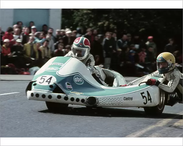 Trevor Brandreth & Fred Walker (ABC Kawasaki) 1981 Sidecar TT