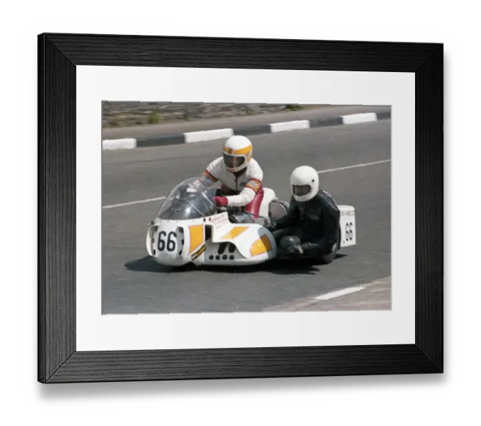 Framed Print : Derek Rumble & Alan Warner (Rumble Yamaha) 1979 Sidecar TT