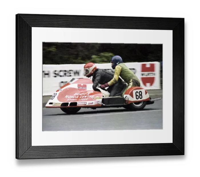 Framed Print : John Watson & Brian Hoyle (Yamaha) 1979 Sidecar TT Framed Print : John Watson & Brian Hoyle (Yamaha) 1979 Sidecar TT