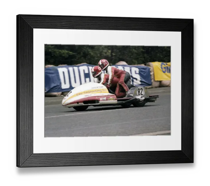 Framed Print : David Henderson & Craig McComb (Suzuki) 1979 Sidecar TT Framed Print : David Henderson & Craig McComb (Suzuki) 1979 Sidecar TT