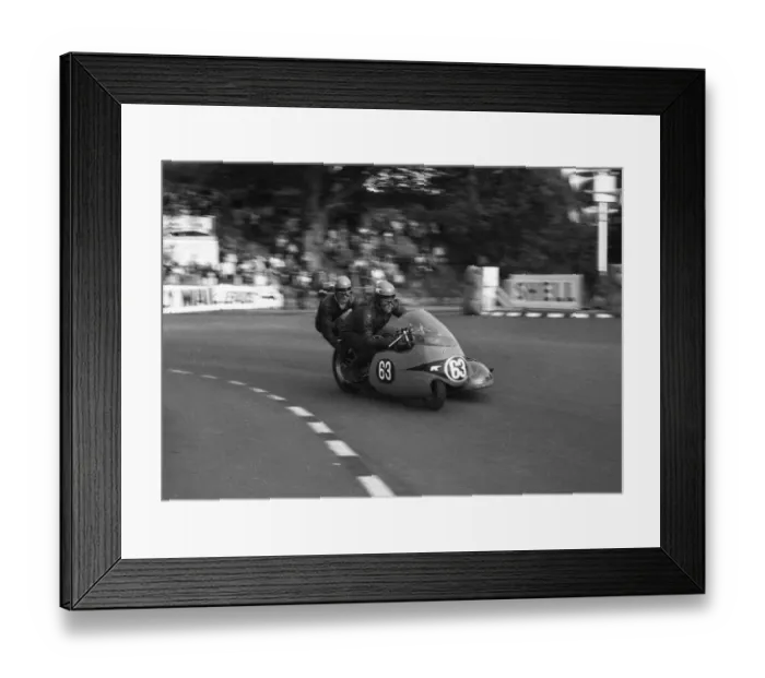 Framed Print : Ron Coxon & D B Argent (Norton) 1966 Sidecar TT Framed Print : Ron Coxon & D B Argent (Norton) 1966 Sidecar TT