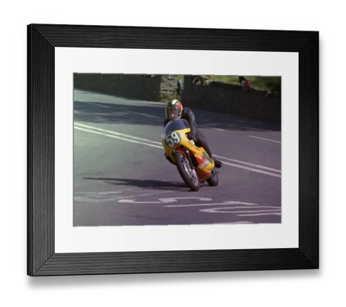 Framed Print : Alan Capstick (Padgett Yamaha) 1972 Lightweight TT Framed Print : Alan Capstick (Padgett Yamaha) 1972 Lightweight TT