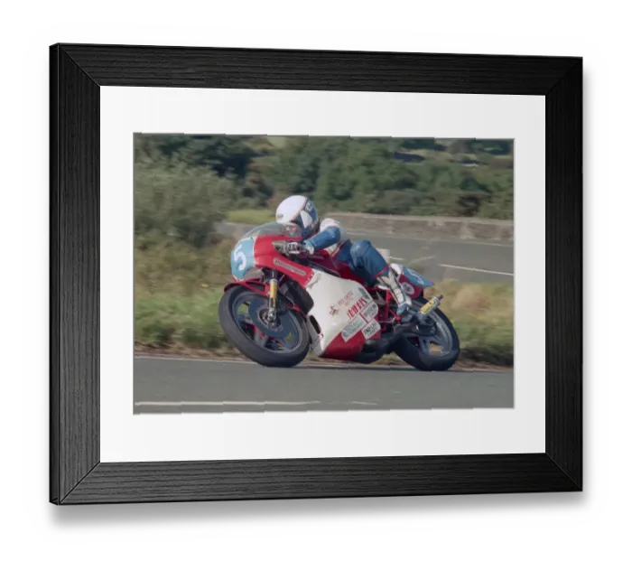 Framed Print : Garry Beattie (Yamaha) 1987 Junior Manx Grand Prix