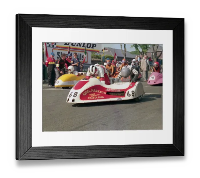 Framed Print : Scott Renwick & Rickie Dumble (Yamaha) 1987 Sidecar TT Framed Print : Scott Renwick & Rickie Dumble (Yamaha) 1987 Sidecar TT