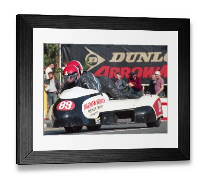 Framed Print : Colin Jacobs & Ken Waller (Yamaha) 1987 Sidecar TT Framed Print : Colin Jacobs & Ken Waller (Yamaha) 1987 Sidecar TT