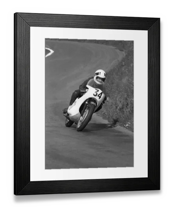 Framed Print : Steve Moynihan (Yamaha) 1975 Jurby Road Framed Print : Steve Moynihan (Yamaha) 1975 Jurby Road