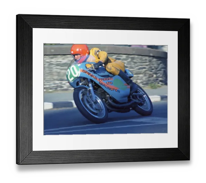 Framed Print : Neil Mason (Yamaha) 1974 Lightweight Manx Grand Prix Framed Print : Neil Mason (Yamaha) 1974 Lightweight Manx Grand Prix