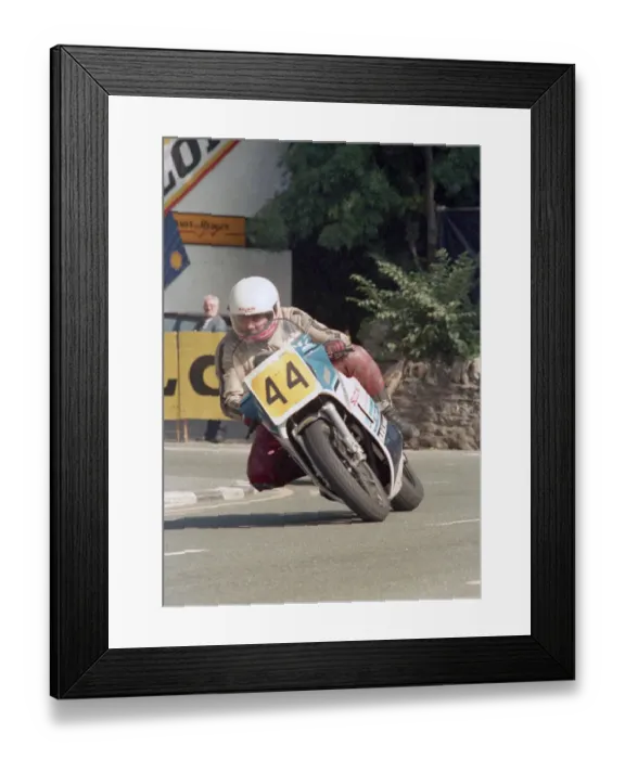 Framed Print : Colin Clark (Suzuki) 1987 Senior Manx Grand Prix Framed Print : Colin Clark (Suzuki) 1987 Senior Manx Grand Prix