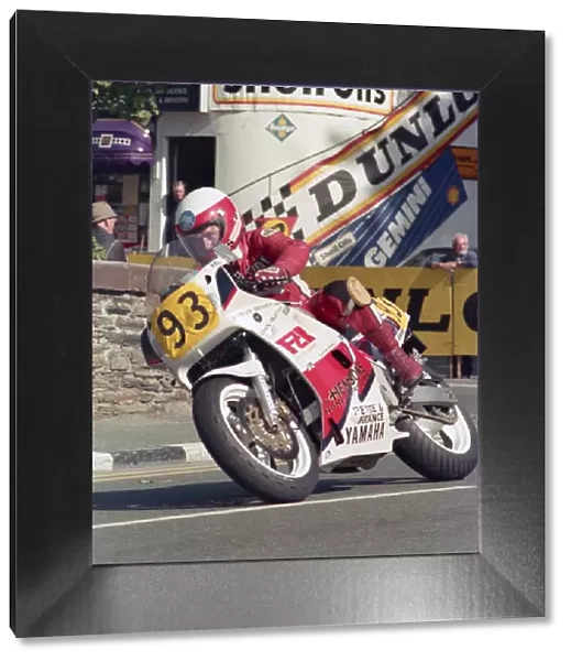 Steve Dowey (Yamaha) 1987 Senior Manx Grand Prix