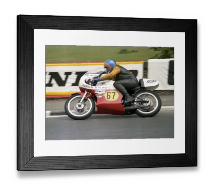 Framed Print : Dave Mason (Yamaha) 1976 Senior TT Framed Print : Dave Mason (Yamaha) 1976 Senior TT