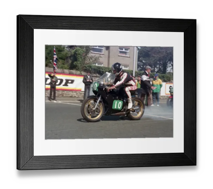 Framed Print : Mick Robinson (Yamaha) 1987 Lightweight Manx Grand Prix Framed Print : Mick Robinson (Yamaha) 1987 Lightweight Manx Grand Prix