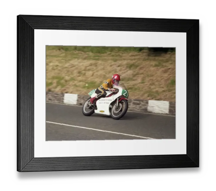 Framed Print : Dave Moffitt (Yamaha) 1986 Lightweight Manx Grand Prix Framed Print : Dave Moffitt (Yamaha) 1986 Lightweight Manx Grand Prix