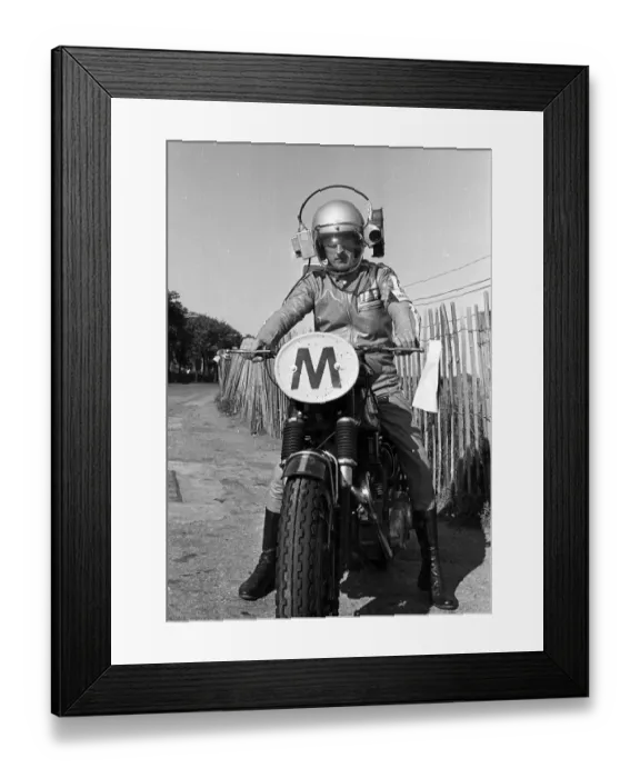 Framed Print : Travelling marshal Alan Kipper Killip (Triumph) 1973 TT