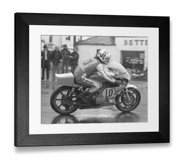 Framed Print : Mick Grant (Kawasaki) 1975 Senior TT Framed Print : Mick Grant (Kawasaki) 1975 Senior TT