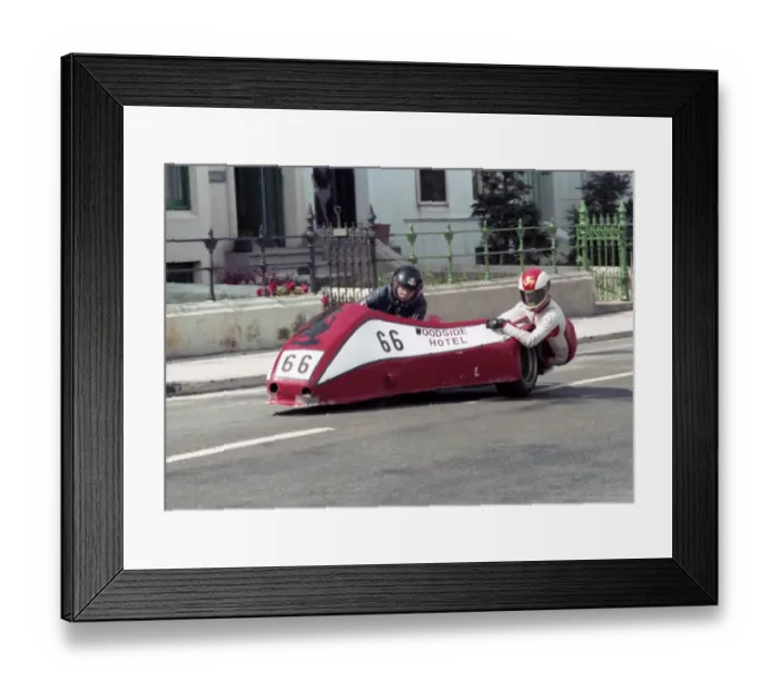Framed Print : Bob Munro & R Gayle (Suzuki) 1984 Sidecar TT Framed Print : Bob Munro & R Gayle (Suzuki) 1984 Sidecar TT