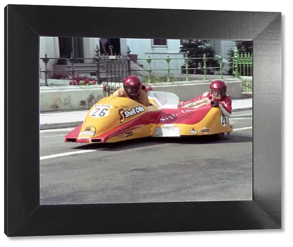 Frank Illingworth & Andrew Oldroyd (Yamaha) 1984 Sidecar TT