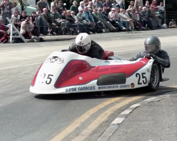 John Phillips & Malcolm Hollis (Yamaha) 1984 Sidecar TT