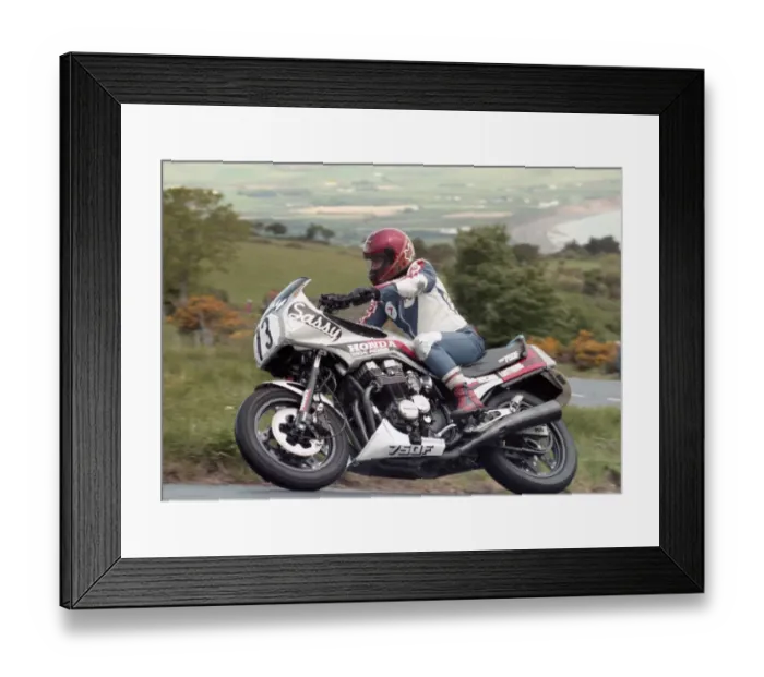 Framed Print : Dave Huntingdon (Honda) 1985 Production Class B TT Framed Print : Dave Huntingdon (Honda) 1985 Production Class B TT