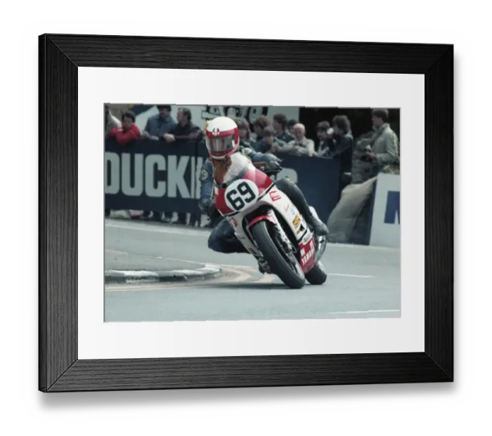 Framed Print : John Crellin (Yamaha) 1985 Production B TT Framed Print : John Crellin (Yamaha) 1985 Production B TT
