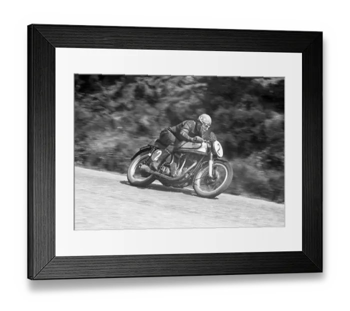 Framed Print : Nick Nicholson (Norton) 1953 Senior TT Framed Print : Nick Nicholson (Norton) 1953 Senior TT