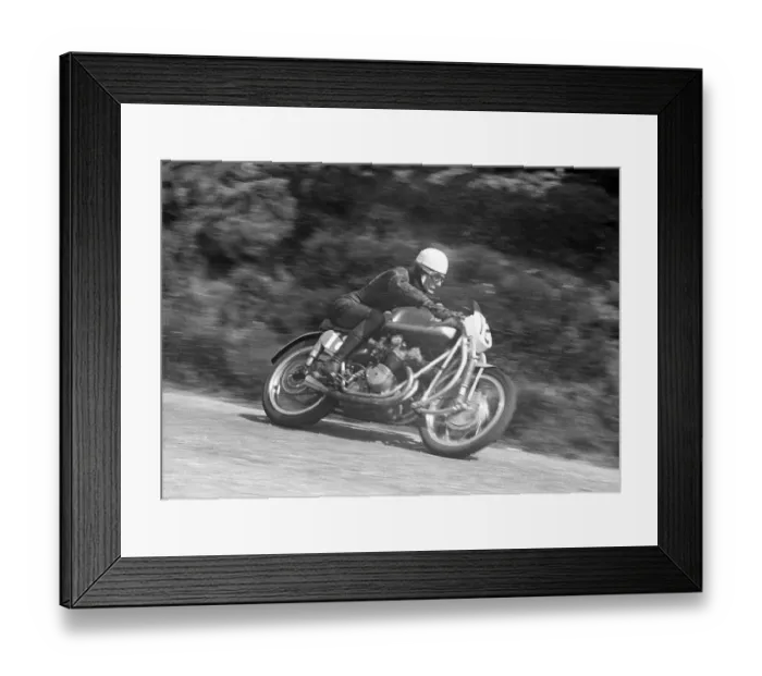 Framed Print : Les Graham (MV) 1953 Senior TT Framed Print : Les Graham (MV) 1953 Senior TT