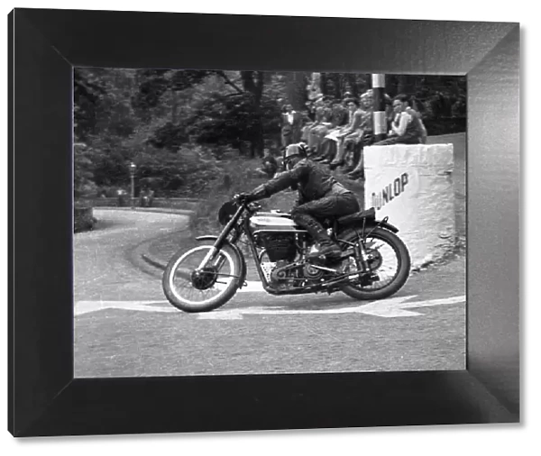 Ken Bills (Norton) 1947 Senior TT