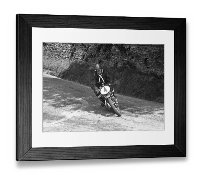 Framed Print : John Wright (Vincent) 1949 1000 Clubman TT Framed Print : John Wright (Vincent) 1949 1000 Clubman TT